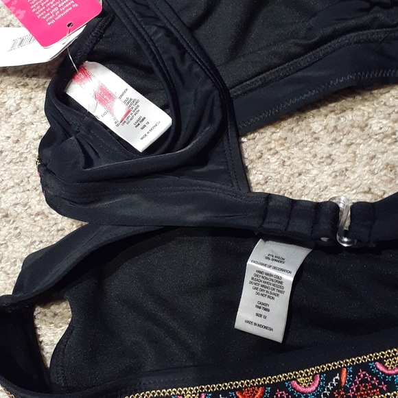 NWT Gossip Girl two piece black embroidered bikini - Picture 3 of 3